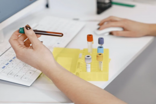 济南市中心医院可以做试管吗多少钱一次啊